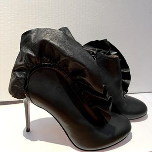 VIKTOR & ROLF Ankle Booties on a heel! BRAND NEW, FINAL SALE!